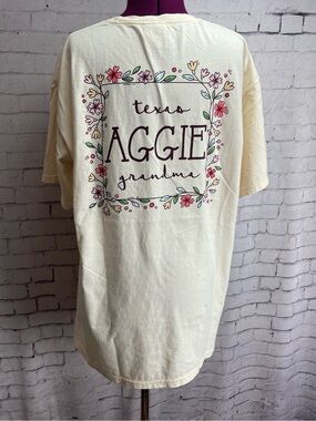 Comfort wash tshirt Texas Aggie grandma floral print size large
